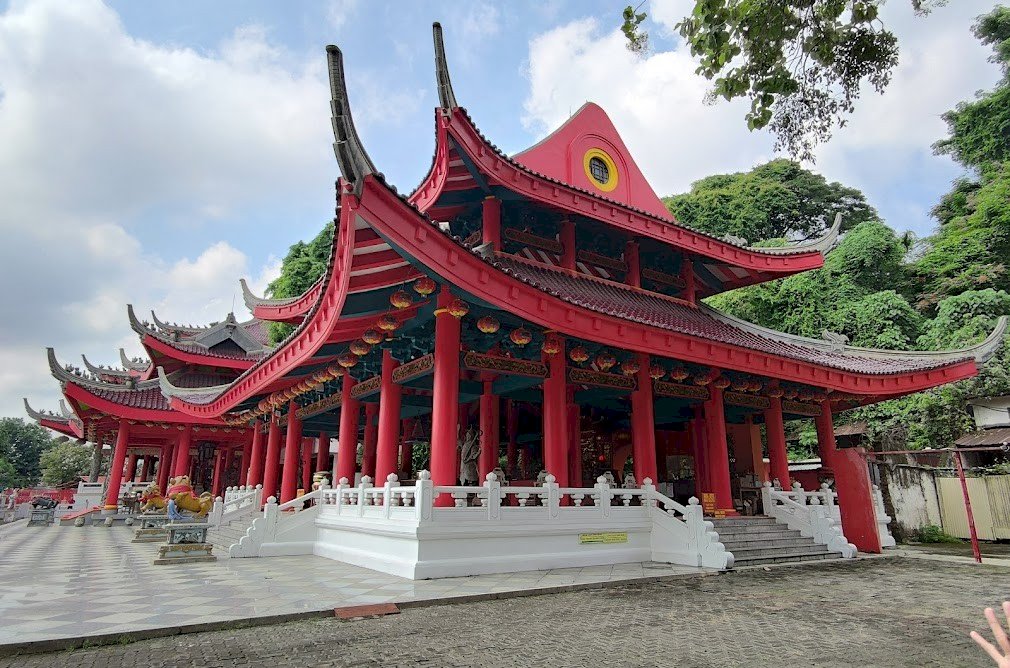Side Image
